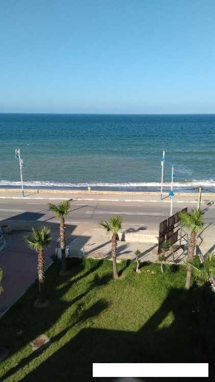 DUPLEX DE 338M2 FRONT MER A AZLA BEACH