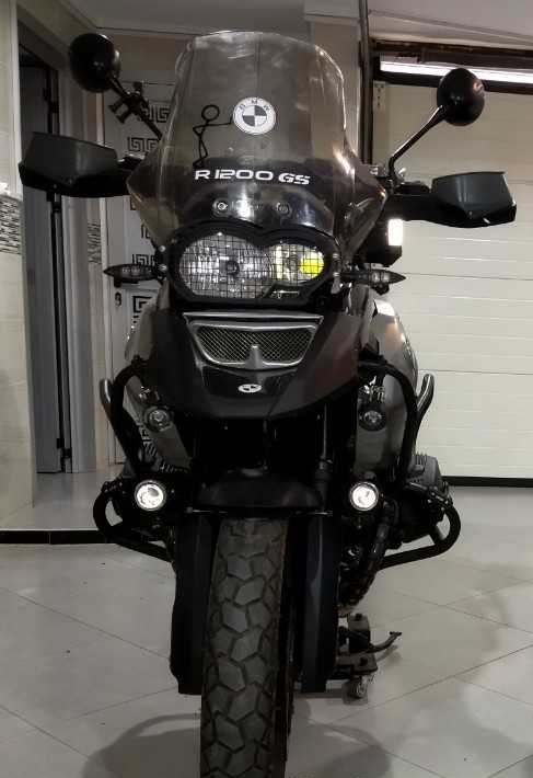 BMW R1200GS 2011 en très bon état