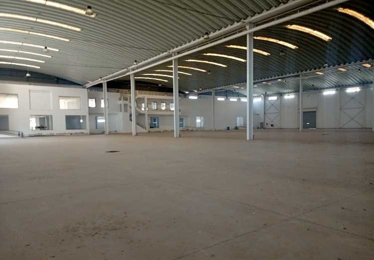 Location usine 13000 m sapino