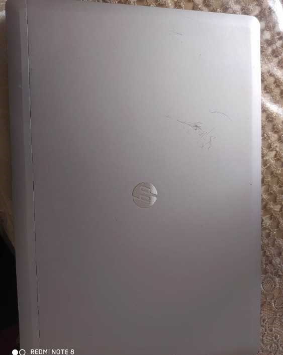 HP elitebook i7