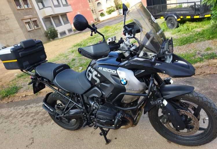BMW R1200GS 2011 en très bon état