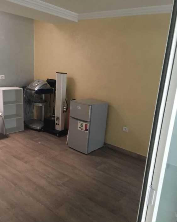 Bureau biranzarane cote youssoufia 99m²