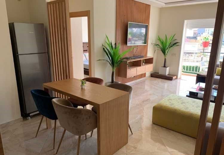 Bel appartement avec piscines