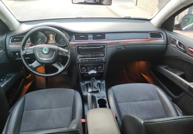 Skoda superbe Diesel automatique