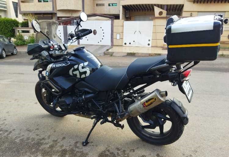 BMW R1200GS 2011 en très bon état