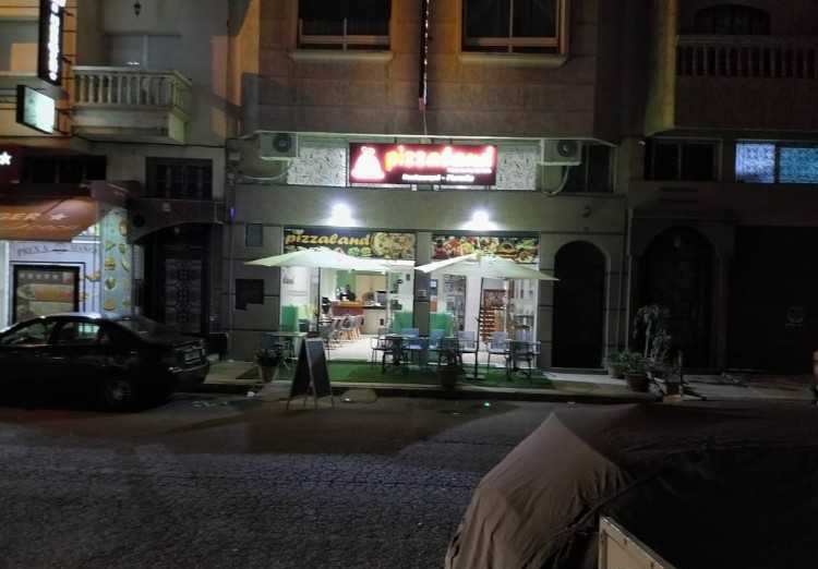 Immeuble et restaurant