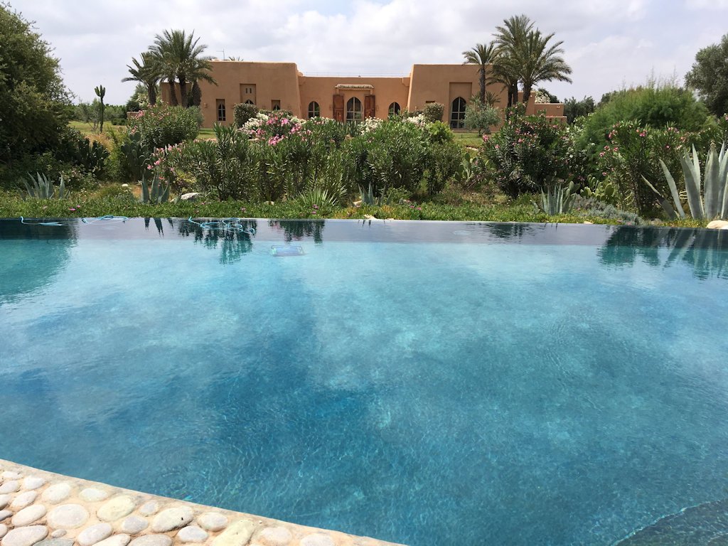 Riad luxueux dans grand domaine arboré et fleuri