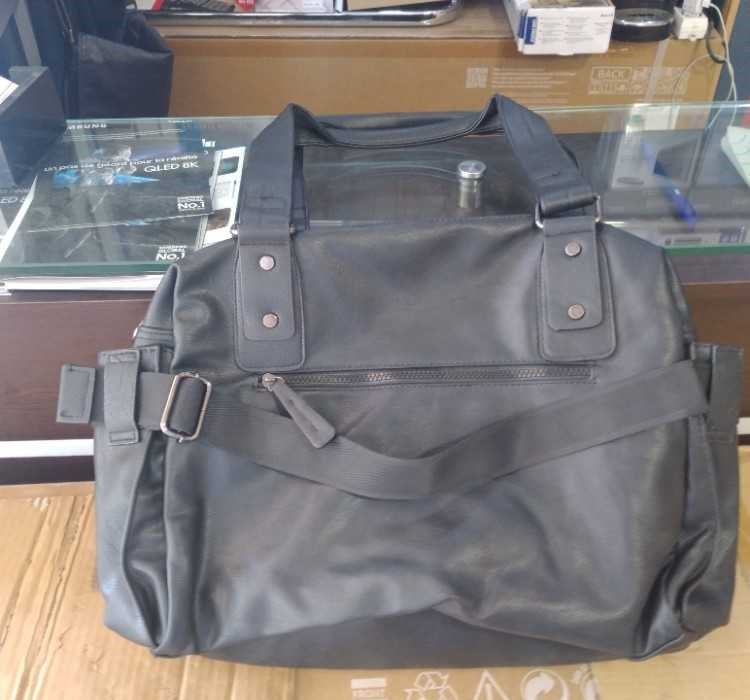 Sac à main et sac à dos