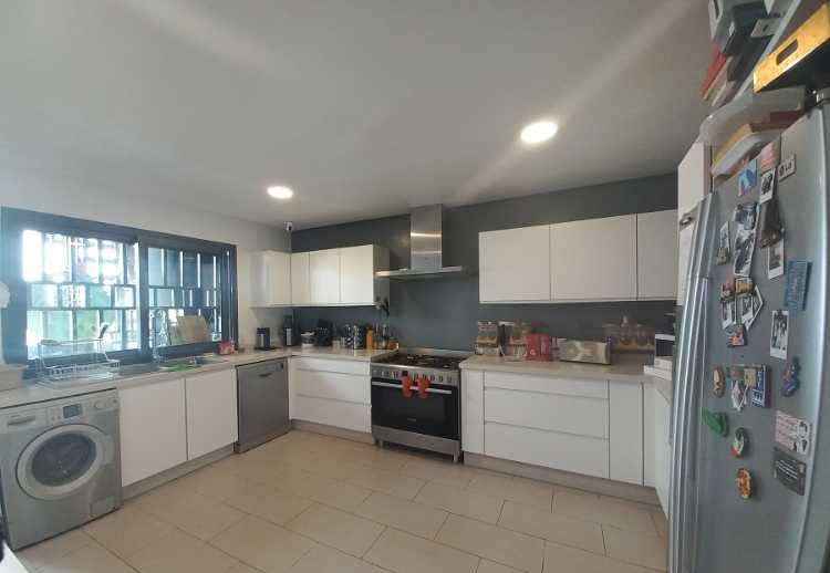 Bel Appartement 176 m² à vendre, Racine, Casa.